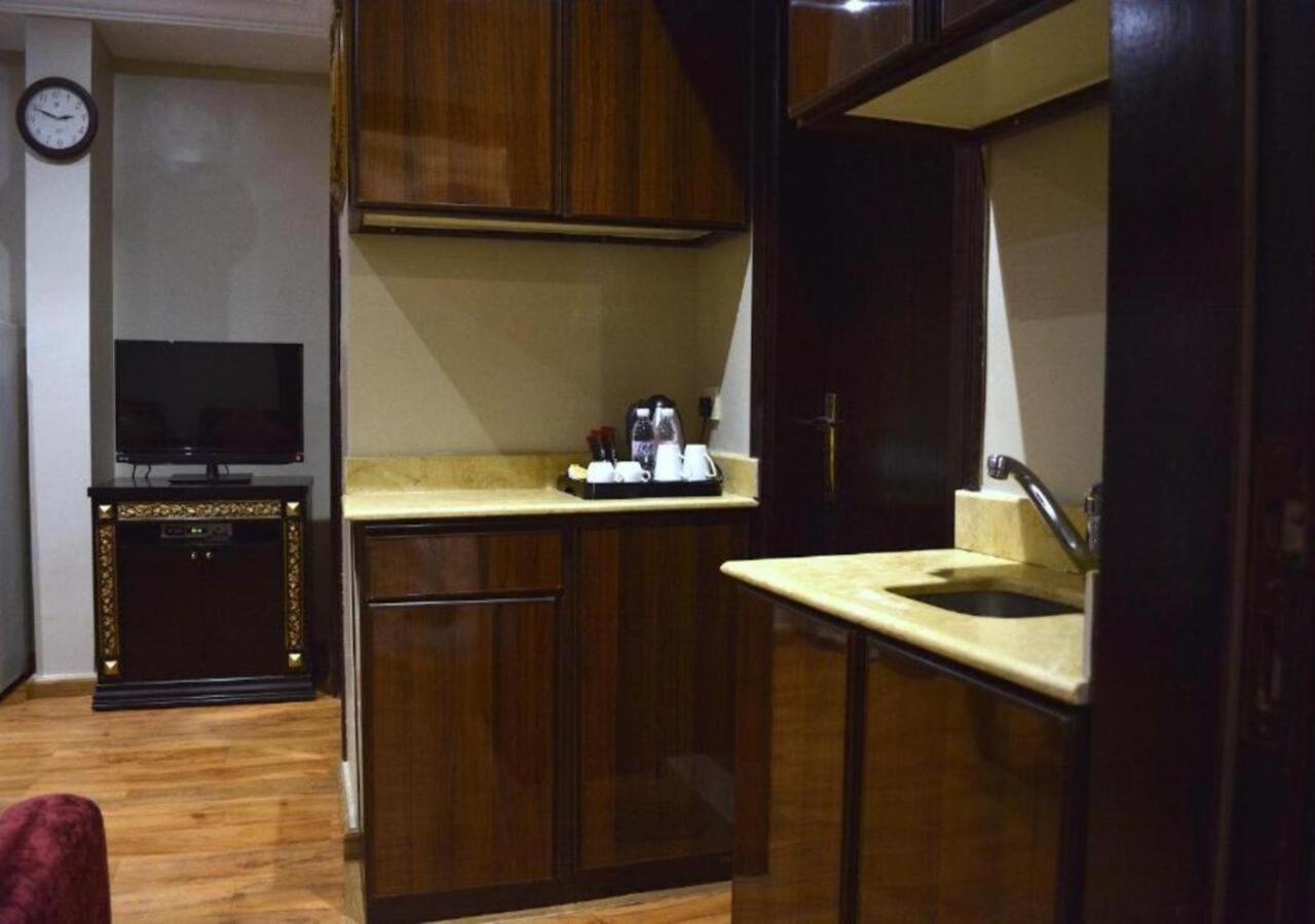 Tobal Al Hamra Hotel Apartments Jeddah Luaran gambar